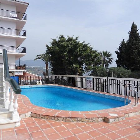 Apts Burriana Nerja Exterior foto